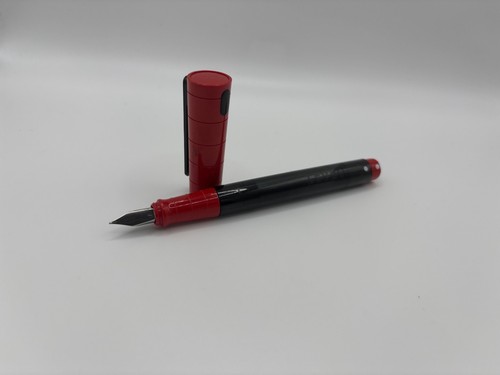 Level füller rot - mit, feder
