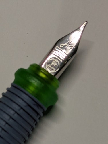 Pelikano junior - pelikano,